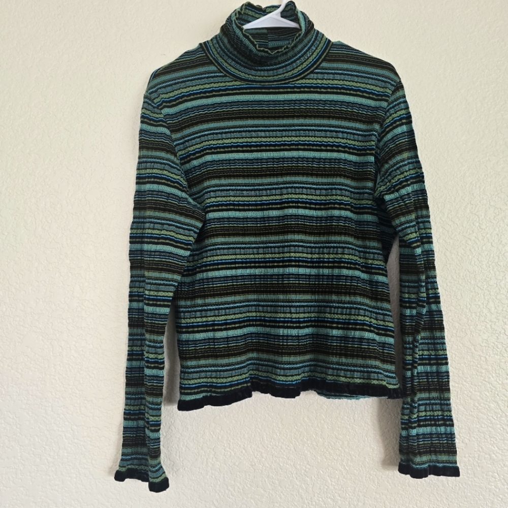 Sno Skins Striped Turtleneck Sweater  Green and Black Size Large